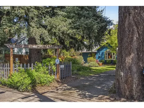 4136 SE 72nd Avenue Portland OR 97206