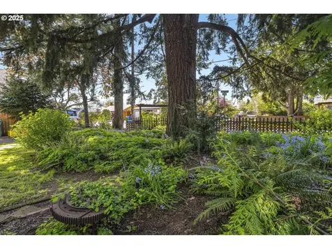 4136 SE 72nd Avenue Portland OR 97206