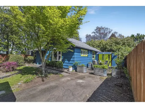 4136 SE 72nd Avenue Portland OR 97206