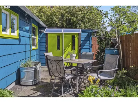 4136 SE 72nd Avenue Portland OR 97206
