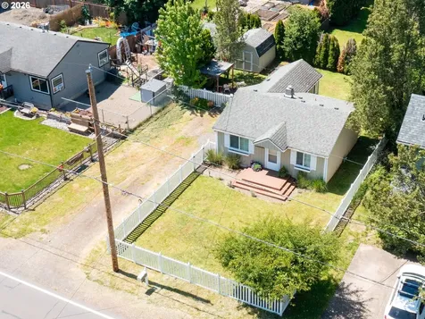 209 NE 192nd Avenue Portland OR 97230