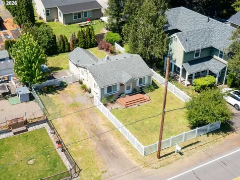 209 NE 192nd Avenue Portland OR 97230