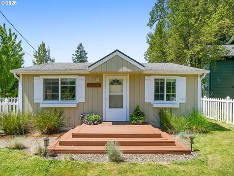 209 NE 192nd Avenue Portland OR 97230