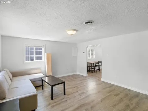 209 NE 192nd Avenue Portland OR 97230