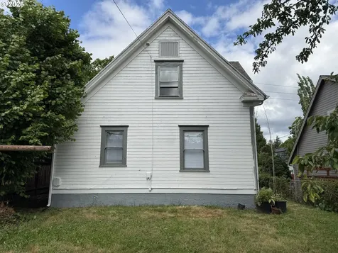 4507 N Gantenbein Avenue Portland OR 97217