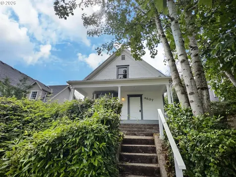 4507 N Gantenbein Avenue Portland OR 97217