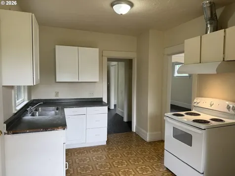 4507 N Gantenbein Avenue Portland OR 97217