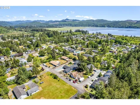 11145 Evergreen Way Nehalem OR 97131