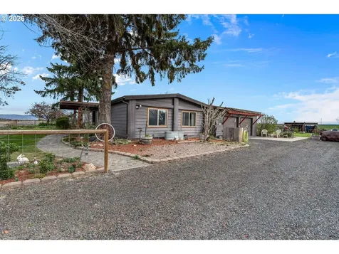 5191 NW Columbia Drive Madras OR 97741