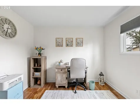 1205 S 8th Street Cottage Grove OR 97424