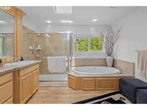 4701 Cambridge Court Lake Oswego OR 97035