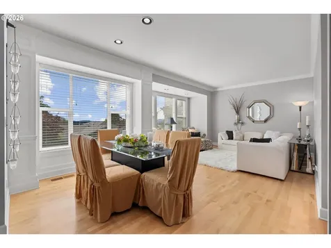 4701 Cambridge Court Lake Oswego OR 97035