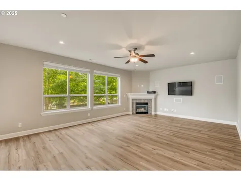 10380 SW Madrid Loop Wilsonville OR 97070