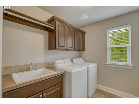 10380 SW Madrid Loop Wilsonville OR 97070