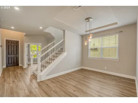 10380 SW Madrid Loop Wilsonville OR 97070