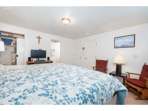 3300 NW Oceania Drive Waldport OR 97394