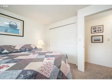 3300 NW Oceania Drive Waldport OR 97394