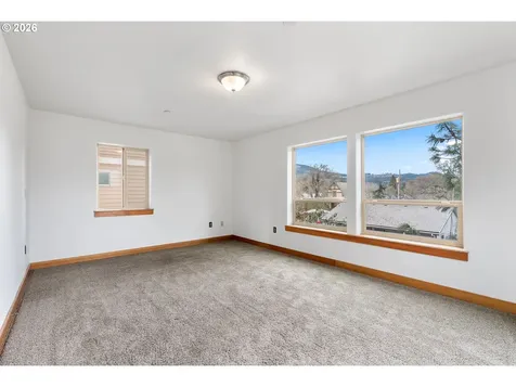 1510 Lincoln Street Hood River OR 97031