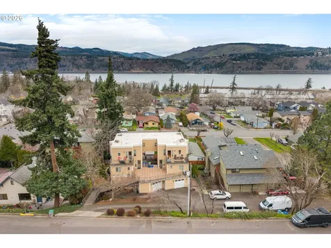 1510 Lincoln Street Hood River OR 97031