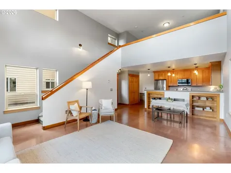1510 Lincoln Street Hood River OR 97031