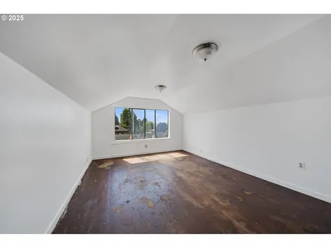 3407 3rd Street Tillamook OR 97141