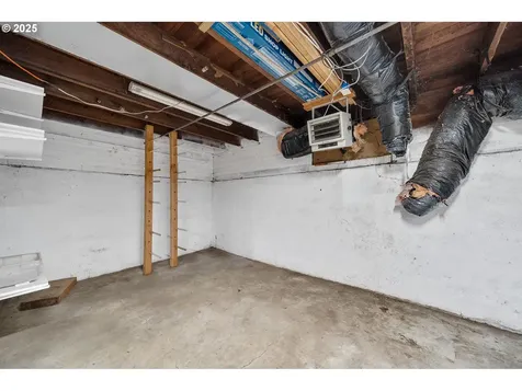 3407 3rd Street Tillamook OR 97141