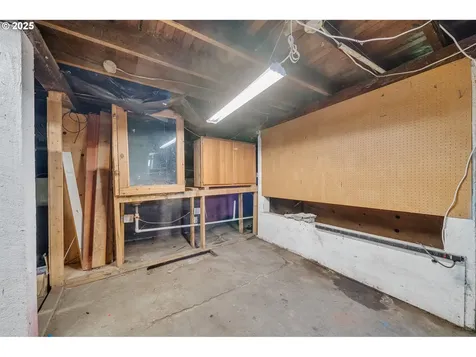3407 3rd Street Tillamook OR 97141