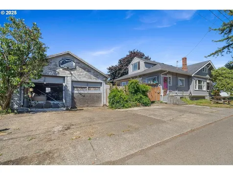 3407 3rd Street Tillamook OR 97141