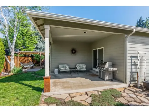 1540 22nd Street Hood River OR 97031