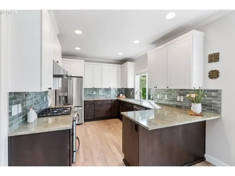 1540 22nd Street Hood River OR 97031