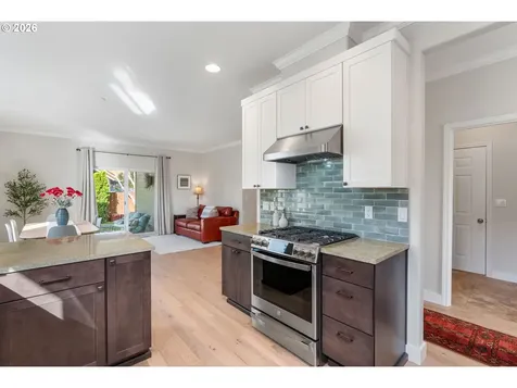 1540 22nd Street Hood River OR 97031