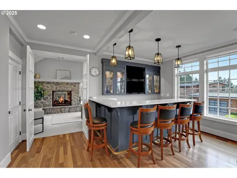 8711 NW Terraceview Court Portland OR 97229