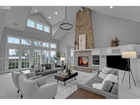 8711 NW Terraceview Court Portland OR 97229