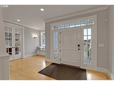 8711 NW Terraceview Court Portland OR 97229