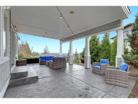8711 NW Terraceview Court Portland OR 97229