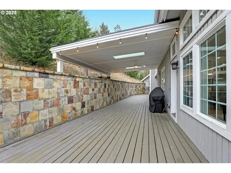 8711 NW Terraceview Court Portland OR 97229