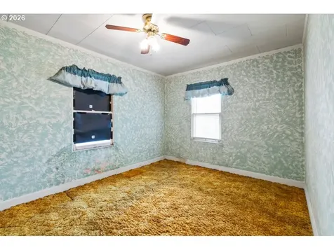 241 Hillside Avenue Klamath Falls OR 97601