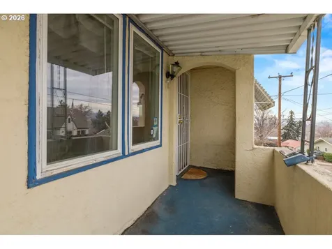 241 Hillside Avenue Klamath Falls OR 97601