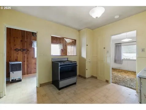241 Hillside Avenue Klamath Falls OR 97601