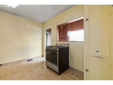241 Hillside Avenue Klamath Falls OR 97601