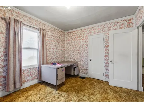 241 Hillside Avenue Klamath Falls OR 97601