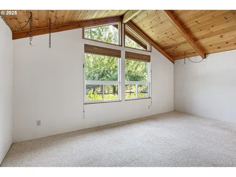 1580 Robertson Bridge Road Grants Pass OR 97526