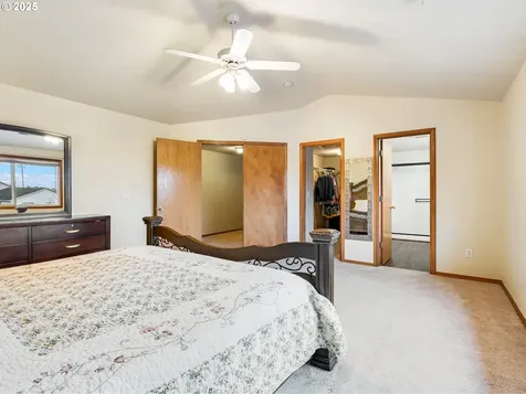 7804 NE 163rd Avenue Vancouver WA 98682