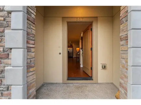 517 SW 199th Avenue Beaverton OR 97006