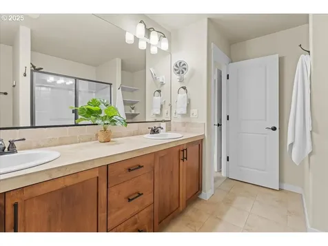 517 SW 199th Avenue Beaverton OR 97006