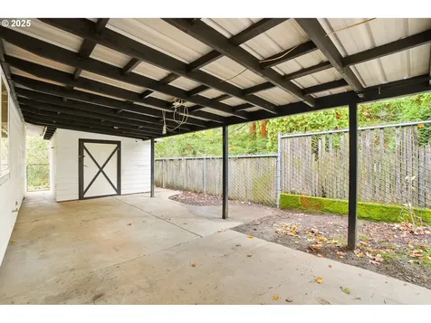 7830 SW Hemlock Street Portland OR 97223