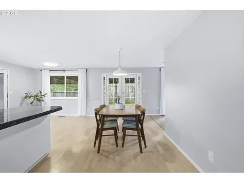 7830 SW Hemlock Street Portland OR 97223