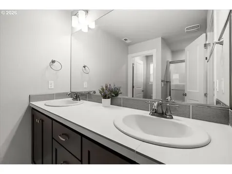 1593 19th Avenue Forest Grove OR 97116