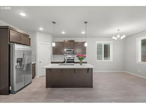 1593 19th Avenue Forest Grove OR 97116