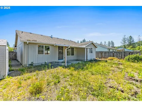 1222 Laurel Court Sweet Home OR 97386